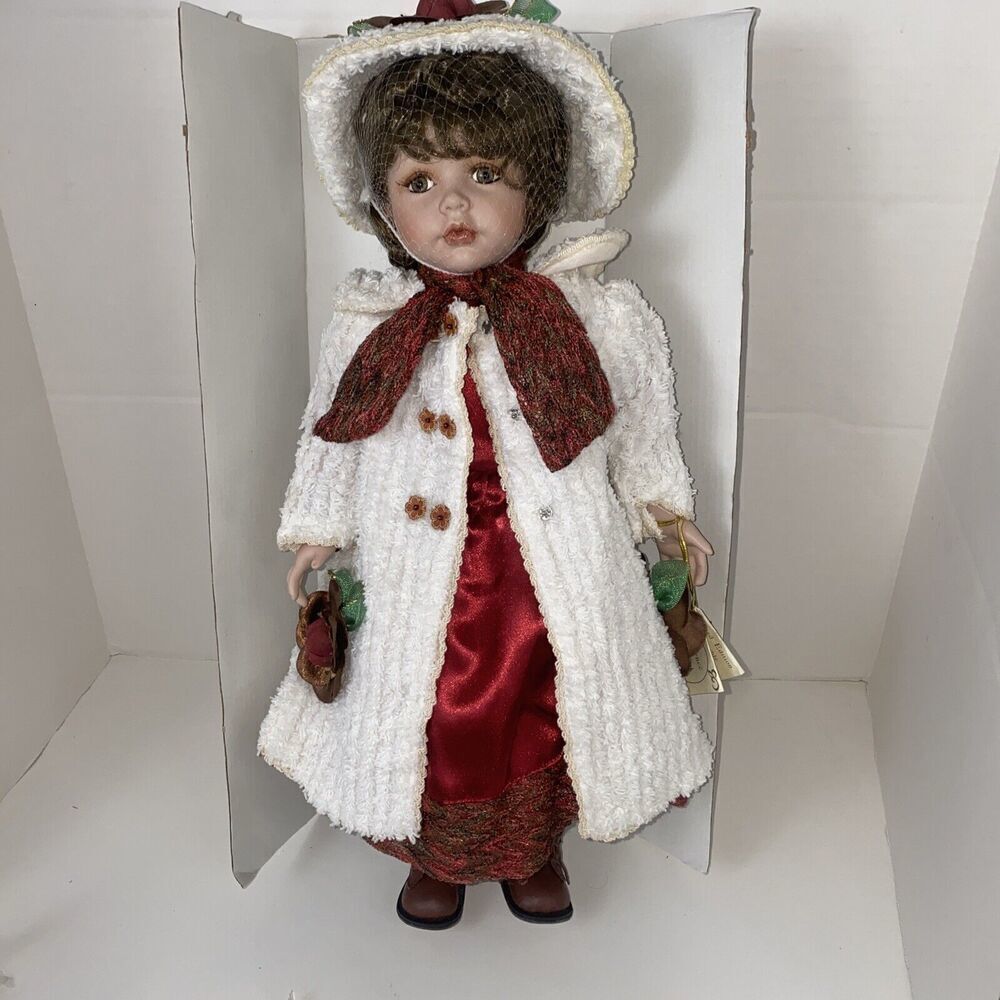 Show Stoppers Porcelain Doll "Maddie" LE 596 with box and stand NEW